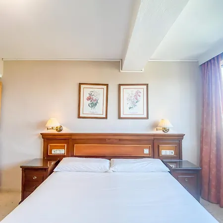 Comforting With Shared Pool Benalmadena